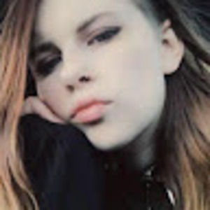 Meet your Posher, Kaitlyn